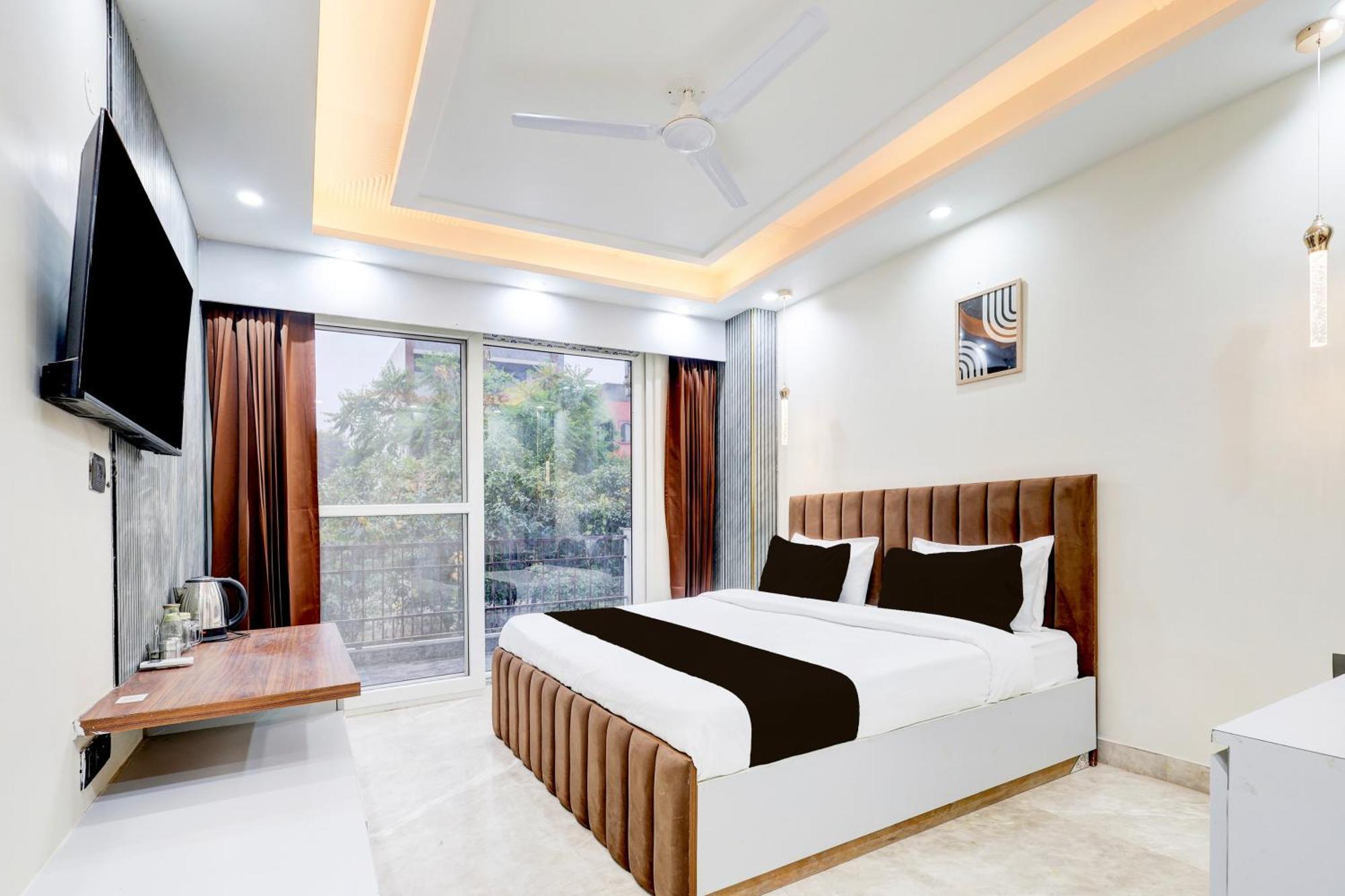 Super Hotel O Sector 43 Gurgaon Buitenkant foto