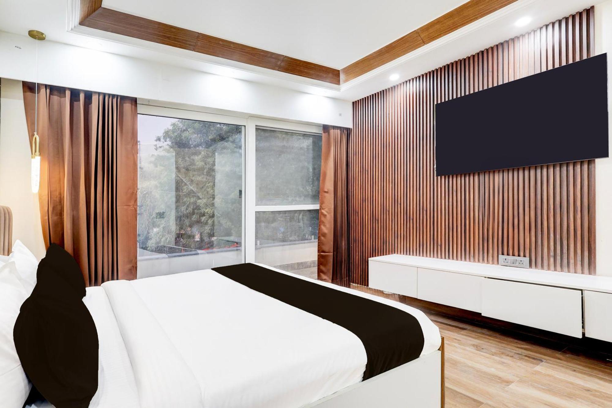 Super Hotel O Sector 43 Gurgaon Buitenkant foto